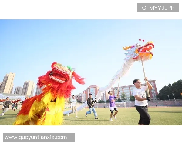 足球明星舞狮的背后故事揭秘与精彩瞬间回顾