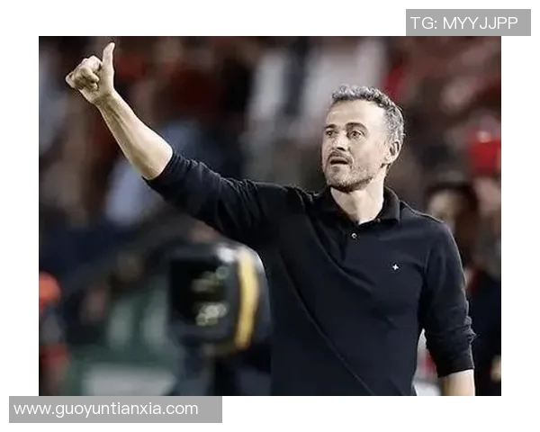 骑行与足球的完美结合揭秘那些热爱骑车的足球明星们的生活与激情