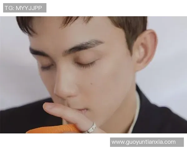 足球明星吴磊简笔画教程轻松绘制他的精彩瞬间与独特风采 足球明星吴磊简笔画教程轻松绘制他的精彩瞬间与独特风采