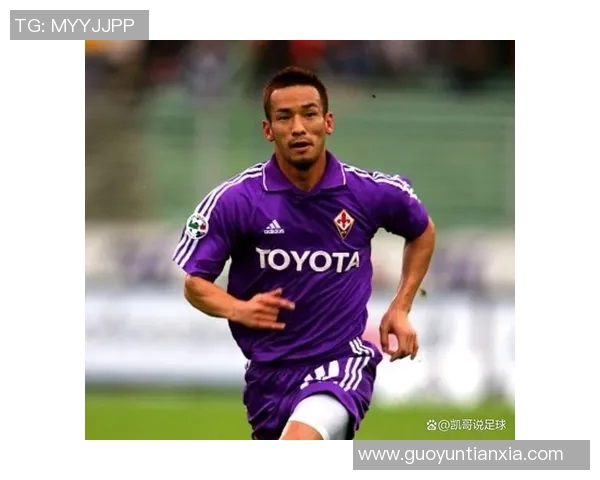 支援日本足球明星的机构与个人有哪些影响力和贡献