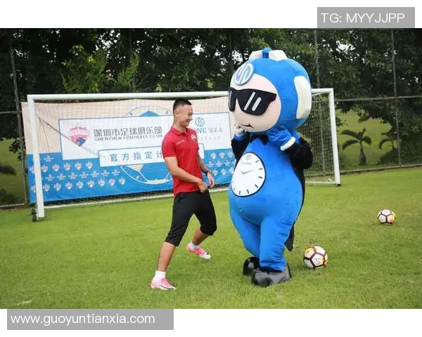 足球明星与球迷共同约定精彩瞬间展现激情与梦想的互动时刻